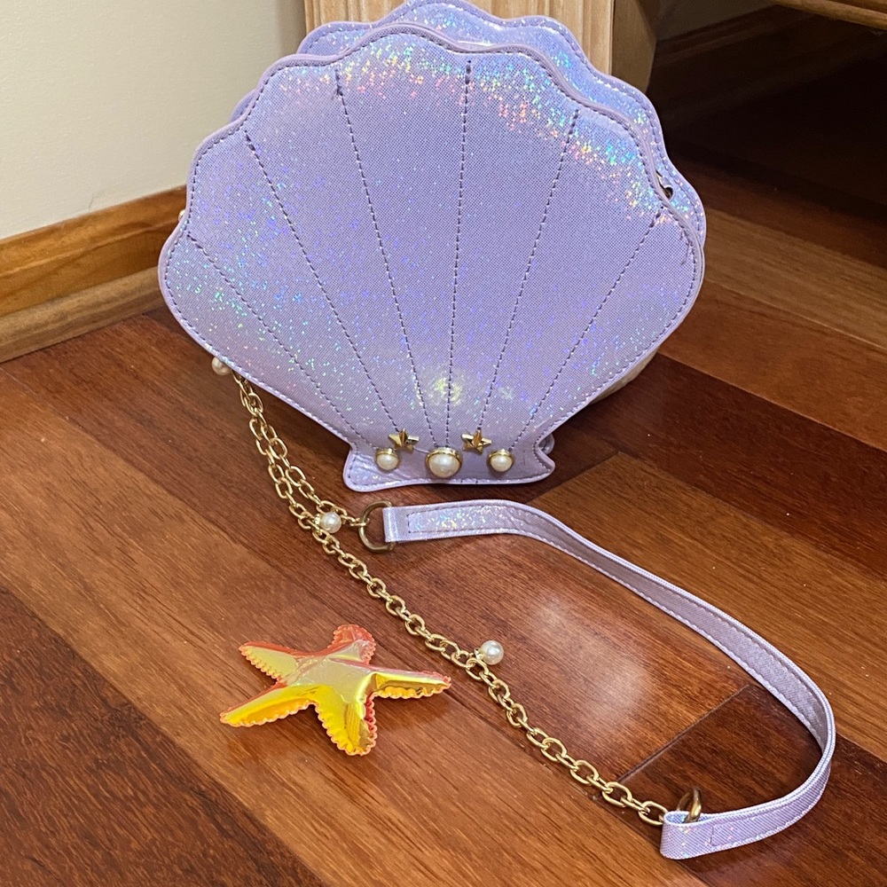 Shimmering Purple Shell Bag with Gold Chain